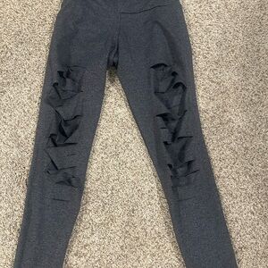 Onzie Charcoal Gray Leggings